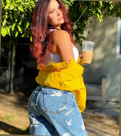 Zhanna - İstanbul Escort (Eskort) | Sarıyer Escort (Eskort) | Zhanna | Ev | Elite Girls VIP