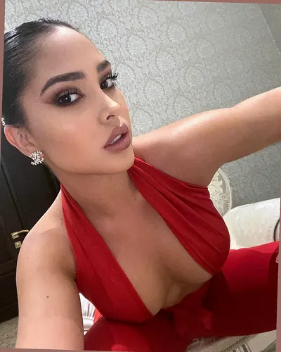 Valeri - Bursa Escort (Eskort) | Mudanya Escort (Eskort) | Valeri | Restoran | Elite Girls VIP