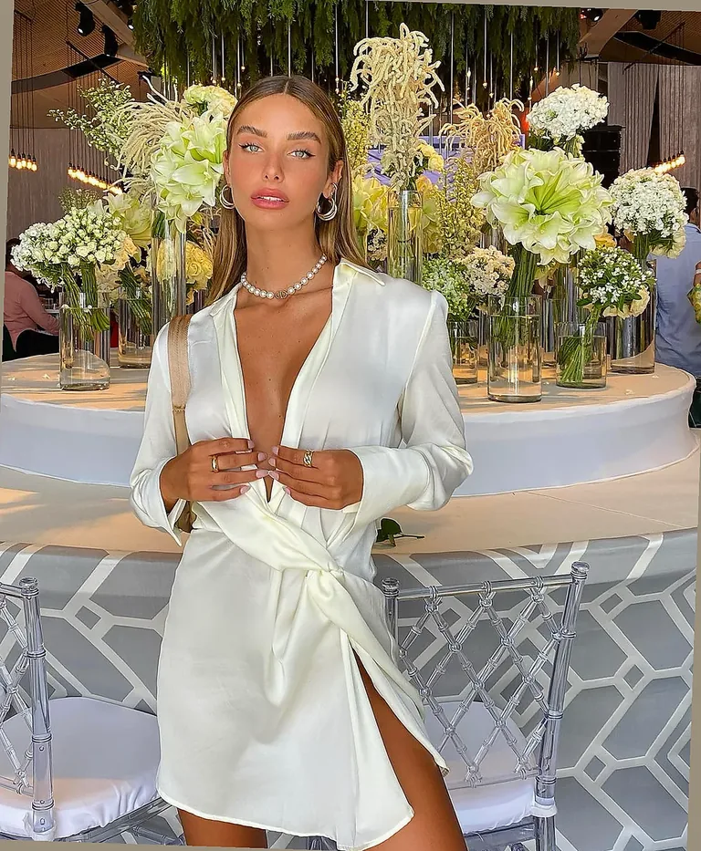 Nika - Kocaeli Escort (Eskort) | Başiskele Escort (Eskort) | Nika | Restoran | Elite Girls VIP
