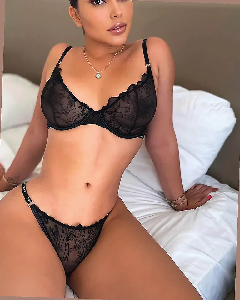 Valeri - Bursa Escort (Eskort) | Mudanya Escort (Eskort) | Valeri | Restoran | Elite Girls VIP