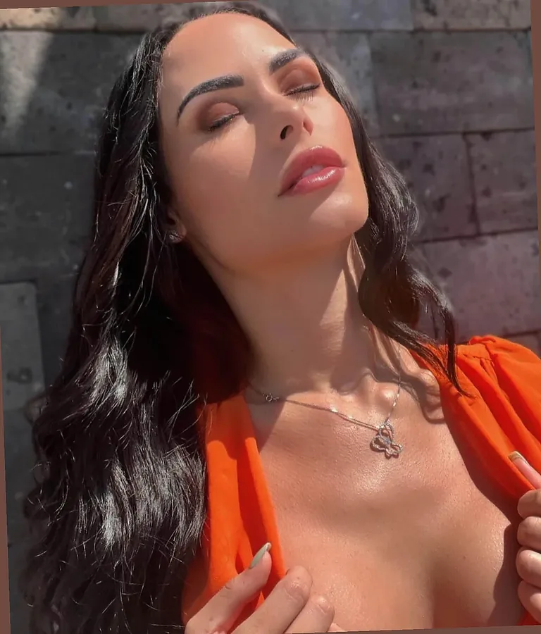 Eliza - Bursa Escort (Eskort) | Osmangazi Escort (Eskort) | Eliza | Ev | Elite Girls VIP